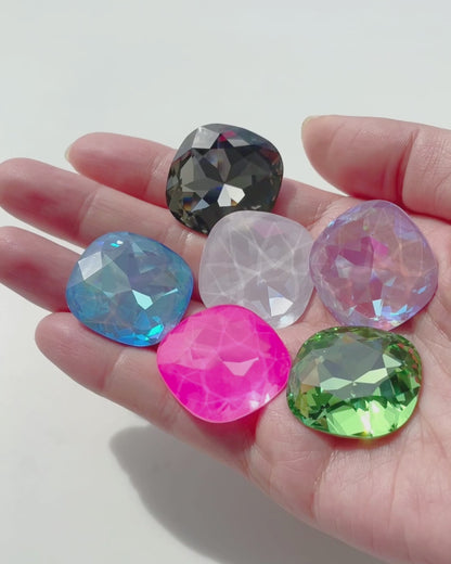 Kiwa crystals 