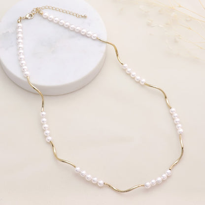 Curved pipe spiral gold