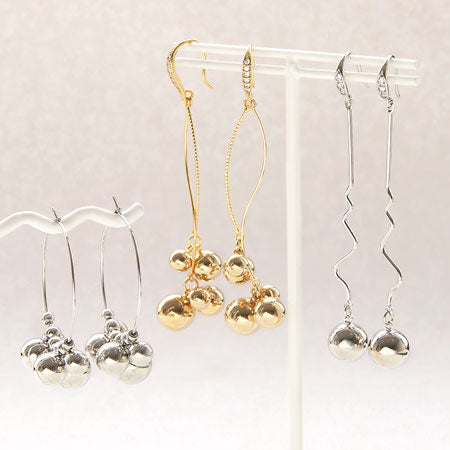 デザインフックピアス U字カン付 No.4　キュービックジルコニア/G