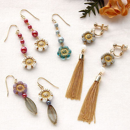 Czech Flower 3: White/Gold