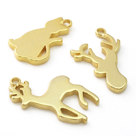 Gold silka Charm